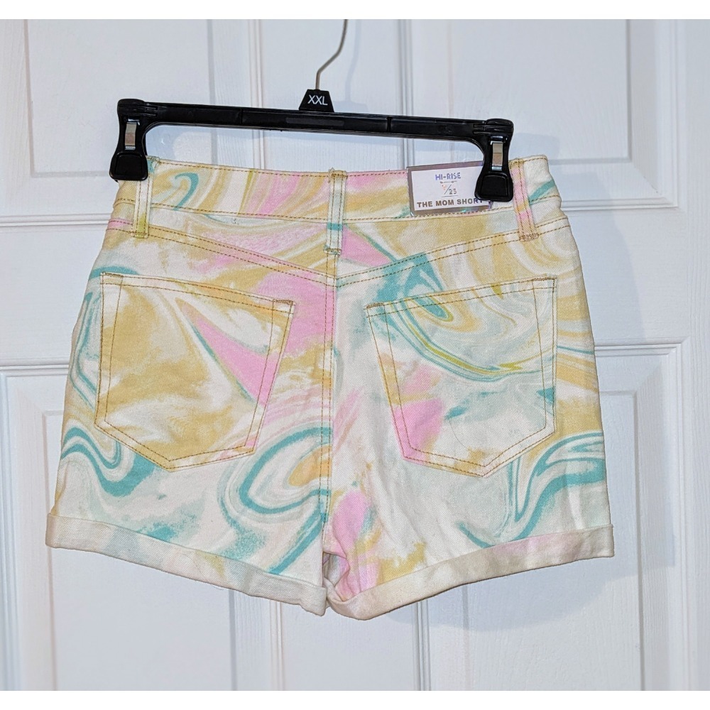 Hi-Rise Mom Shorts Swirl Print Denim Cuffed Hem Casual Trendy Size 1/25 NWT - Picture 8 of 10